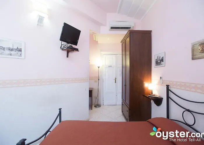 Capricci Romani Guest house 4*